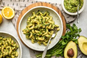 Avocado Pesto Pasta - Vegan