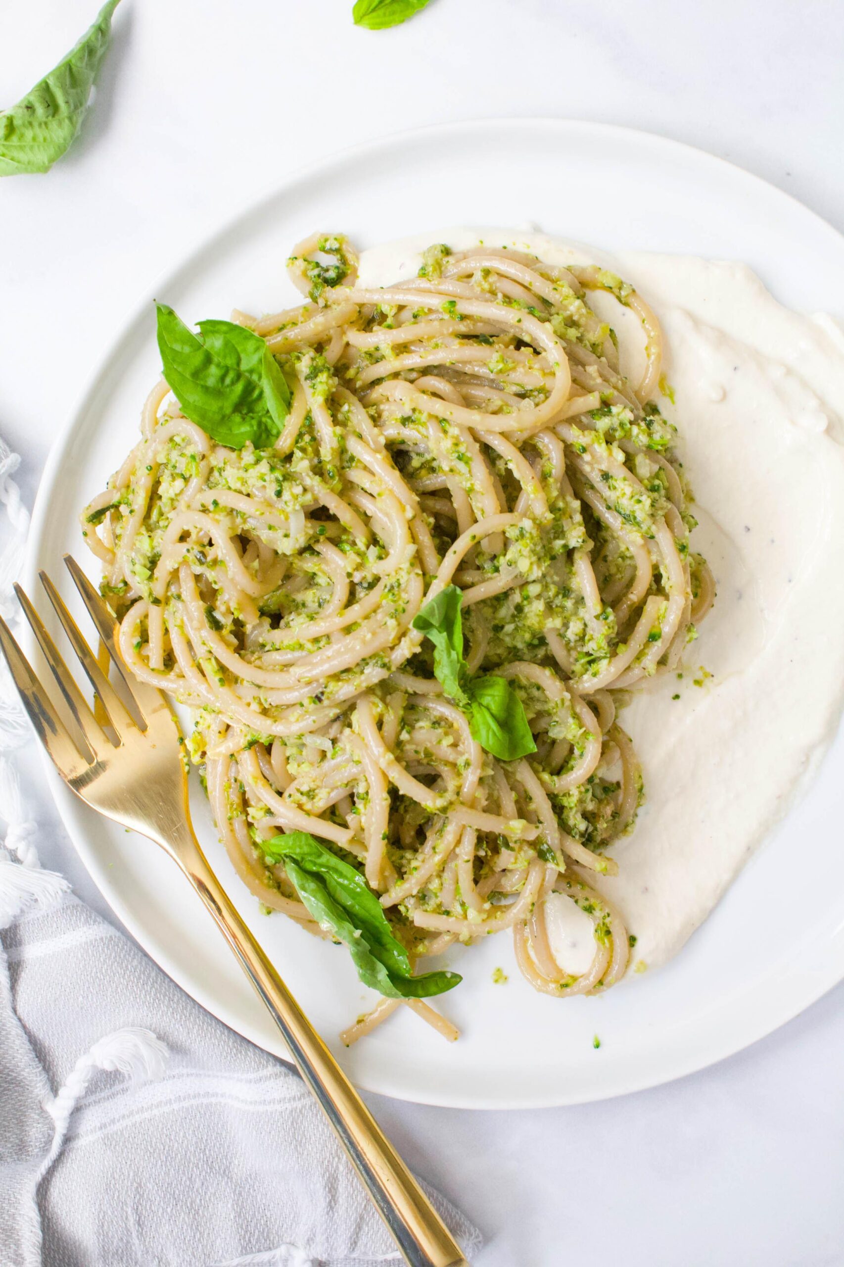  Broccoli adds a fulfilling crunch to this creamy pesto pasta