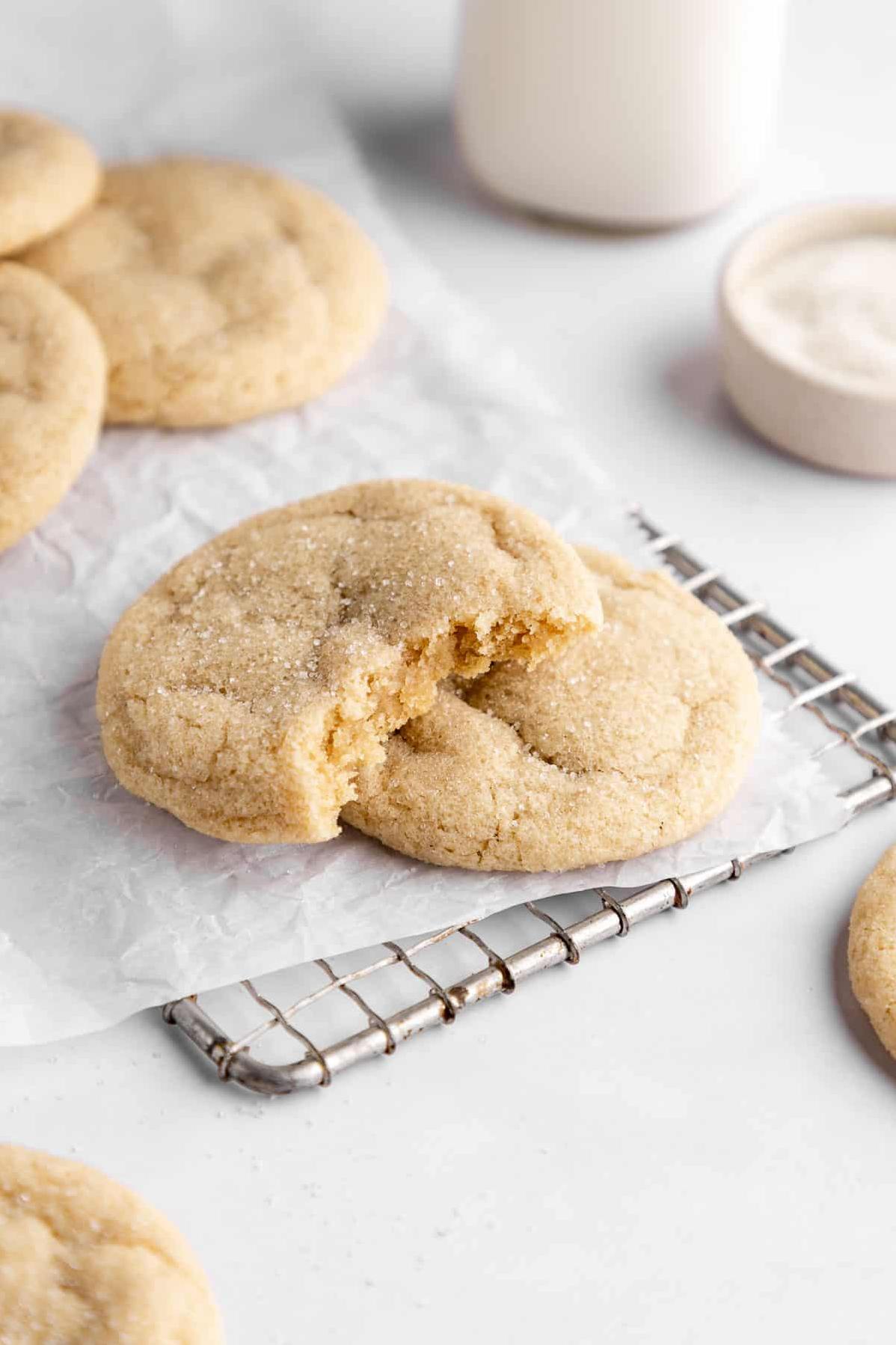  Catch me if you can: freshly baked vegan sugar cookies.