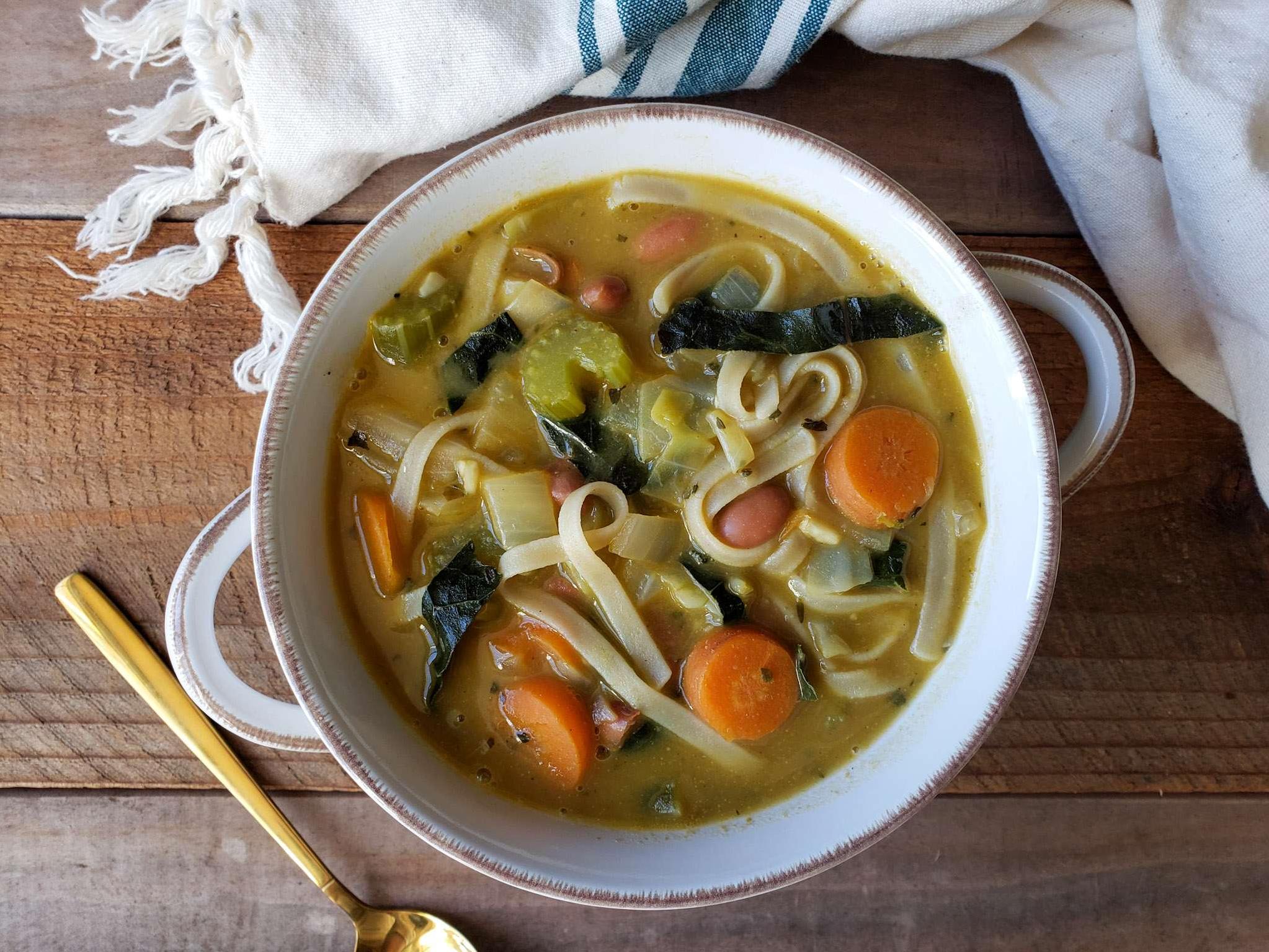  Comfort food at its finest! A hearty, plant-based no-chicken noodle soup.