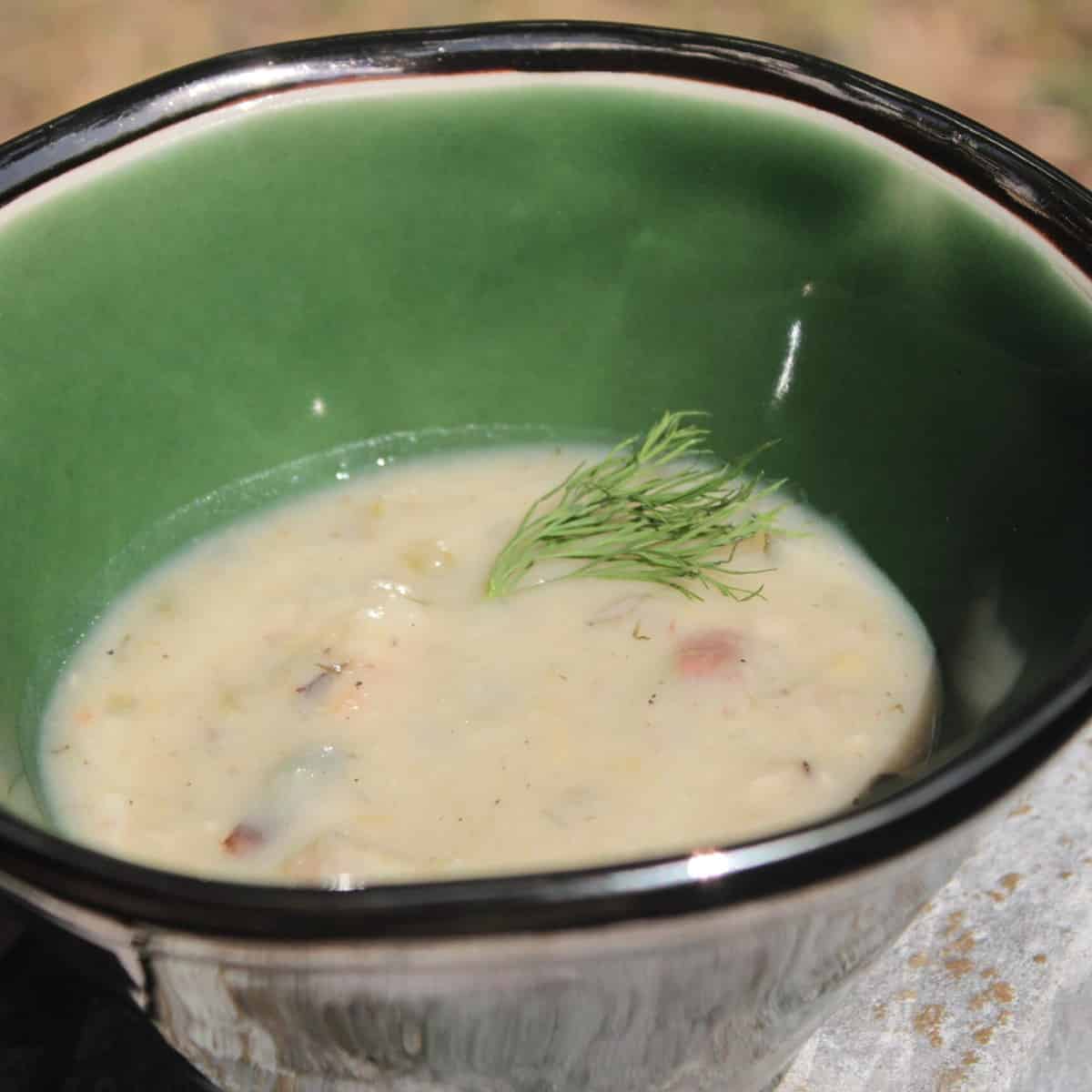  Creamy and comforting, this vegan cream of celery soup is perfect for chilly days
