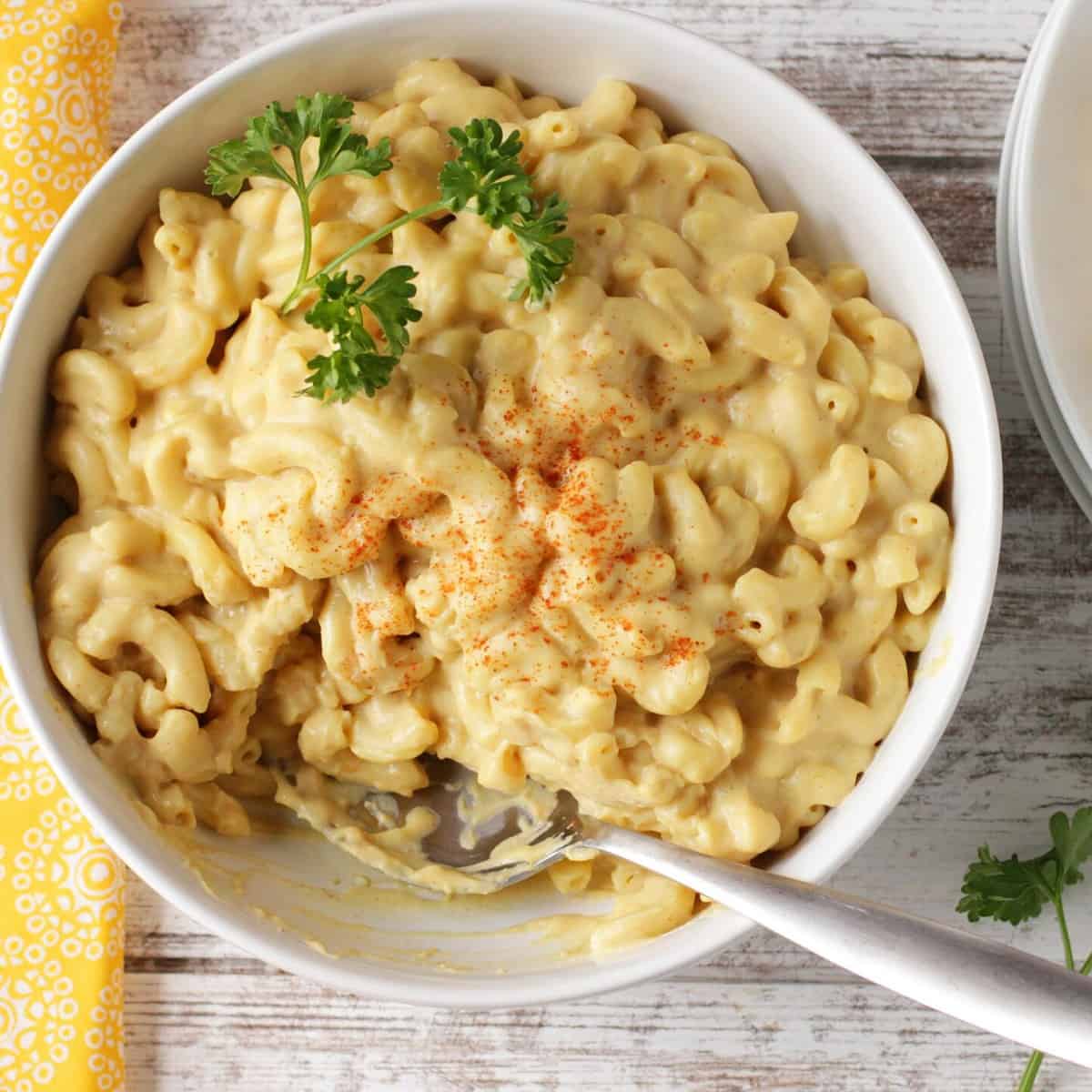  Creamy and comforting, this vegan mac and cheese is the ultimate comfort food!