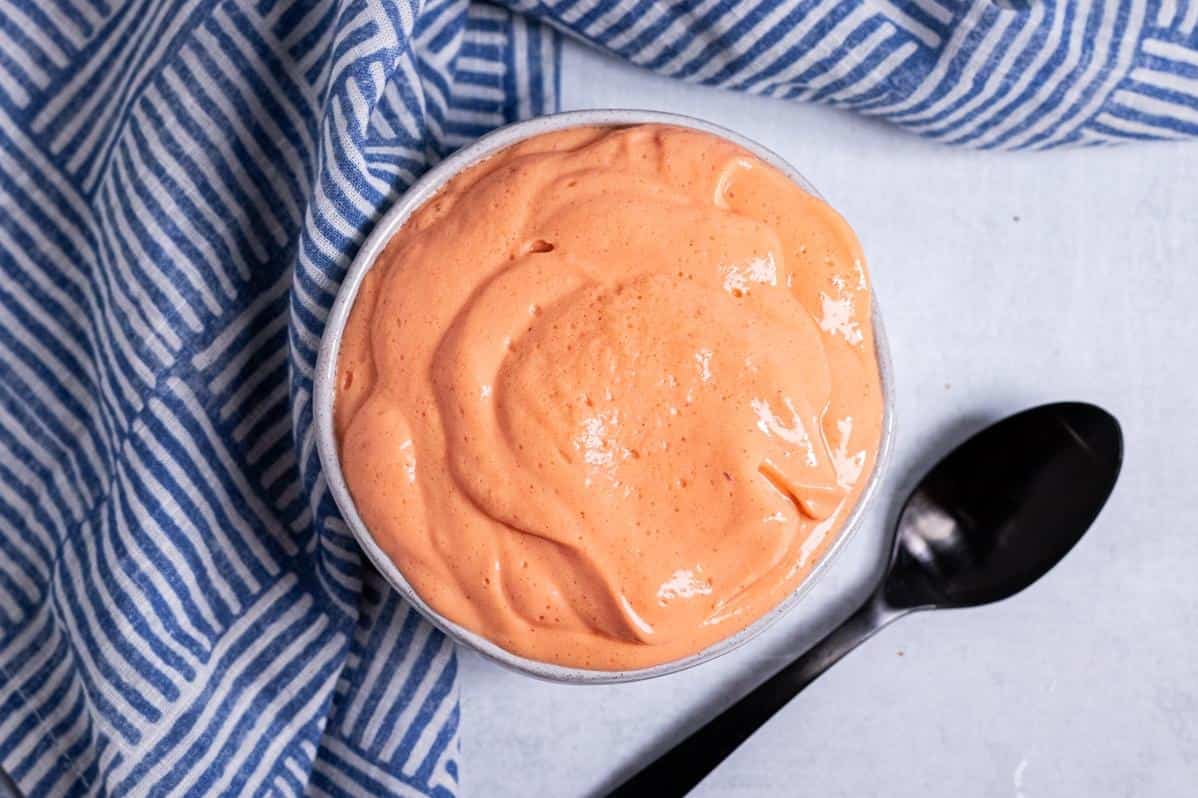  Creamy and tangy vegan Russian dressing made with tofu!