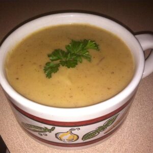 " Creamy " Vegan Potato-Leek Soup