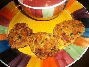 Crispy Cajun Chickpea Cakes (Vegan)