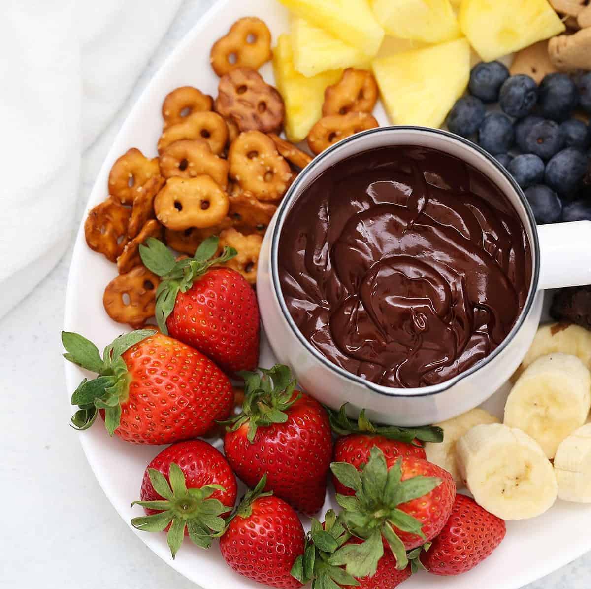  Dive into a bowl of decadent Vegan Chocolate Fondue!