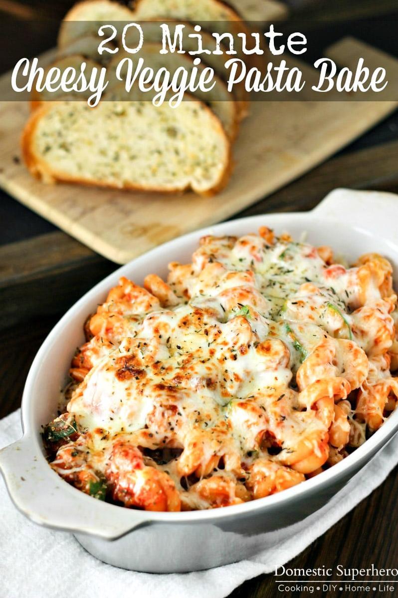  Enjoy a delicious and comforting meal with this Cheesy Vegetarian Pasta recipe!