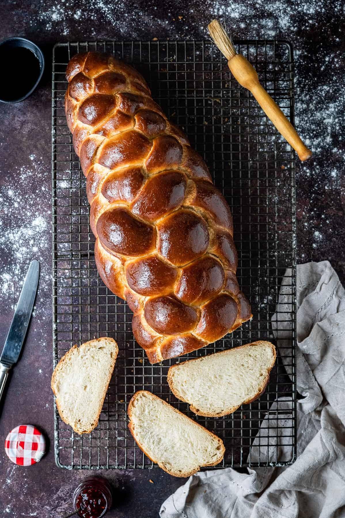 Delicious Vegan Challah Recipe for Your Next Meal