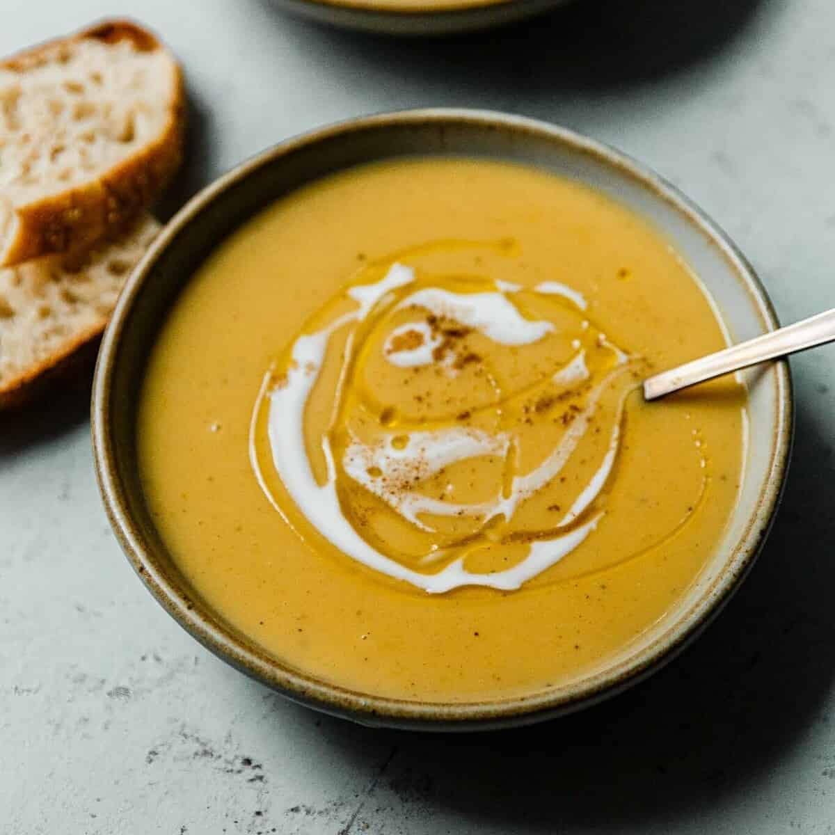  Get ready to cozy up with a warm bowl of Acorn Squash and Sweet Potato Soup!