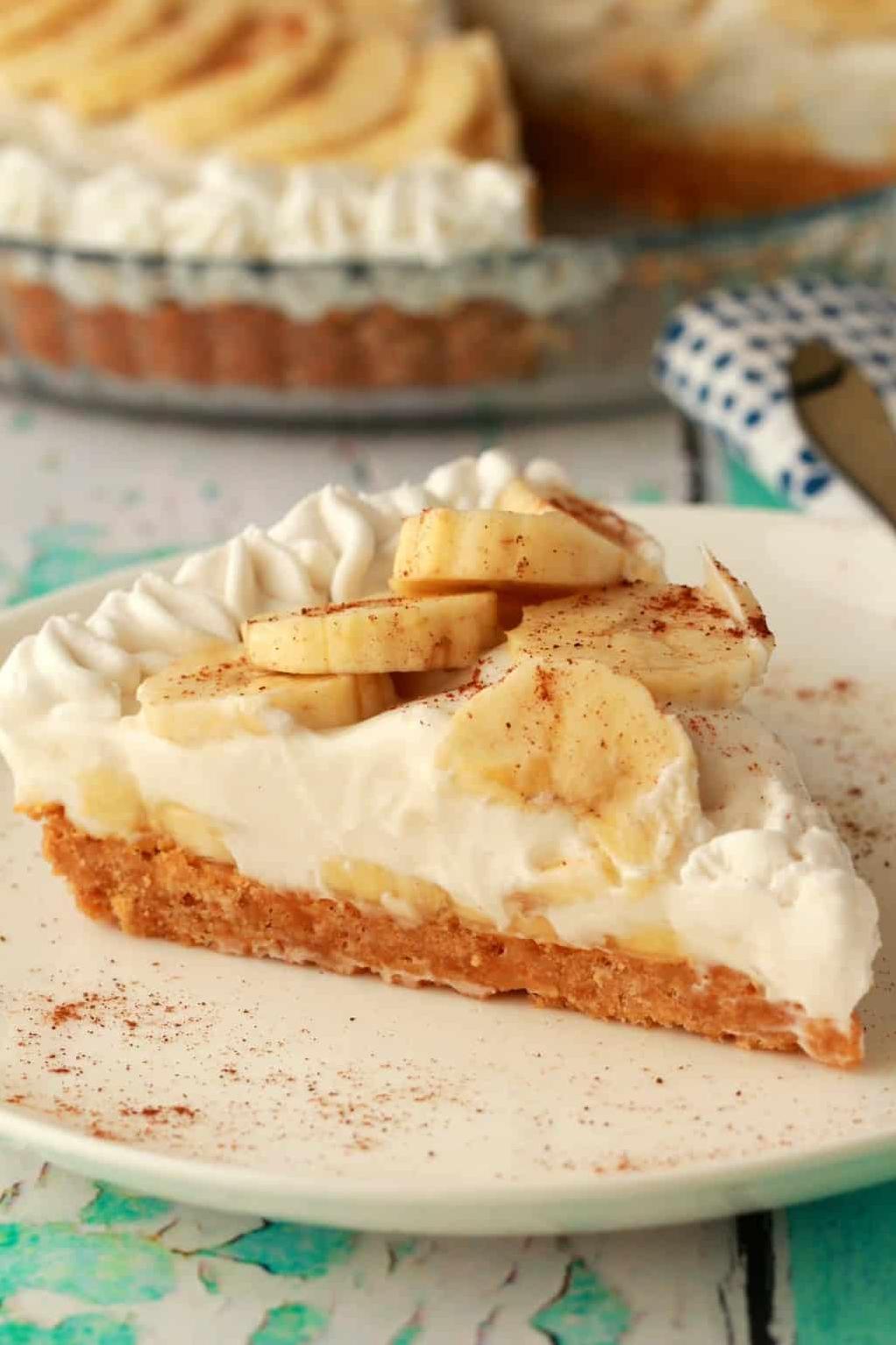  Get ready to swoon over this vegan banana cream pie.