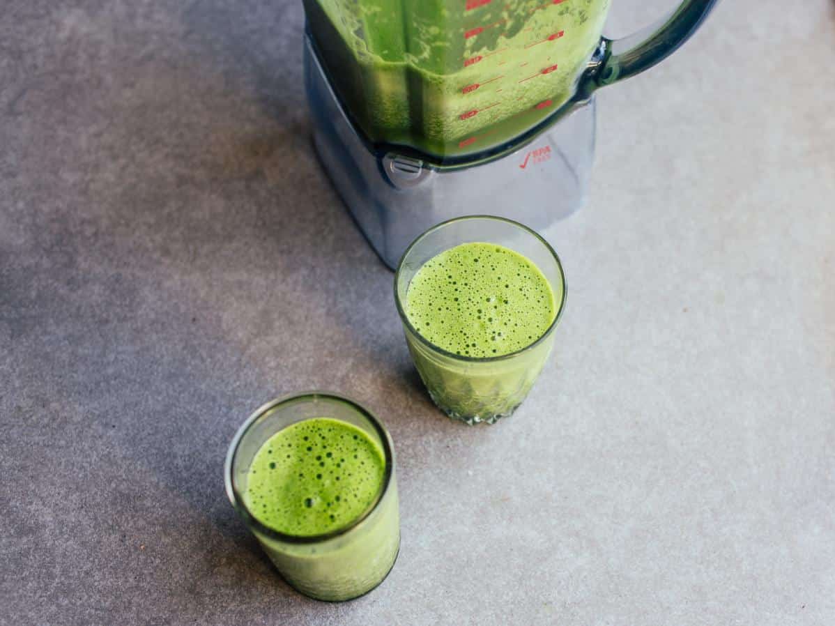  Get your daily dose of vitamins and minerals with every sip of this delicious smoothie.