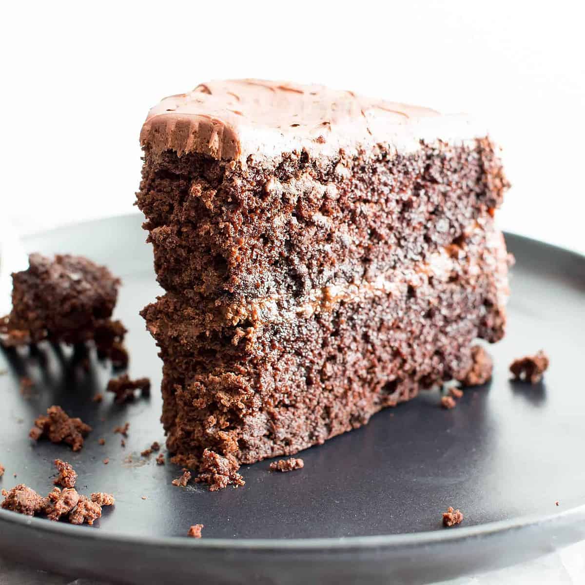 Indulge in Decadence with Our Gluten-Free Chocolate Cake!