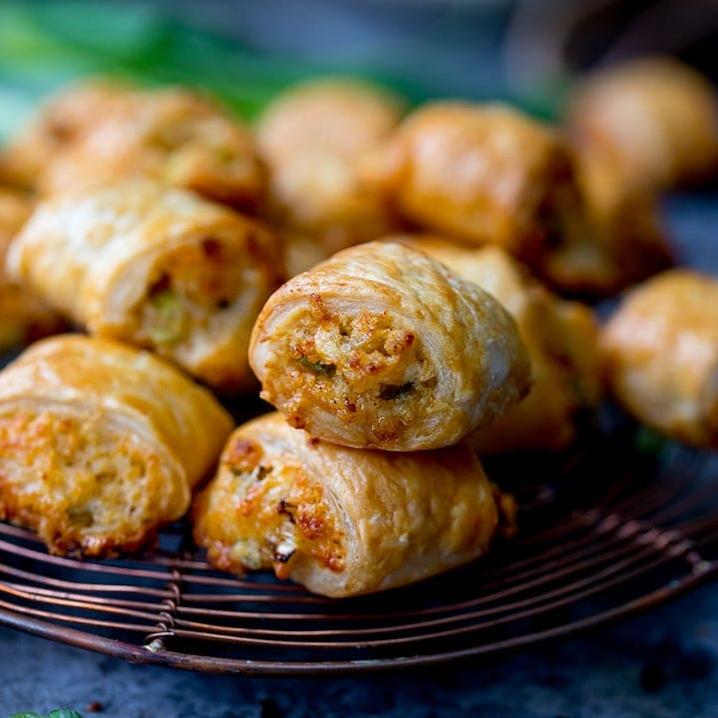  Golden-brown and delicious - vegetarian sausage rolls!