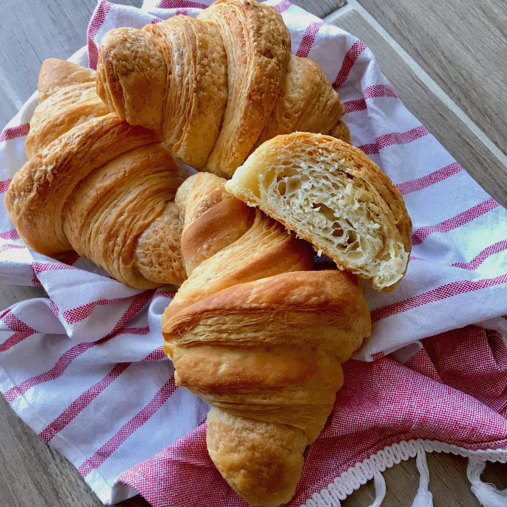  I dare you to try these vegan croissants and not fall in love.