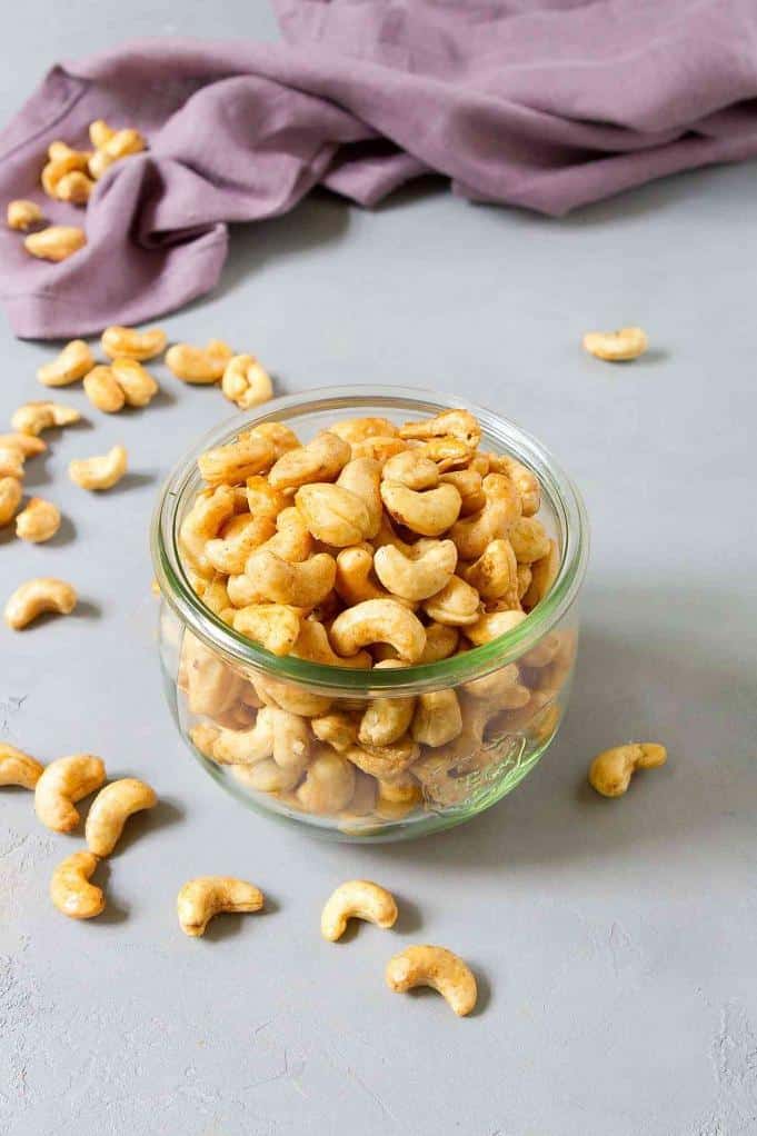  In just 20 minutes, you can have a batch of these irresistible maple cinnamon cashews ready to go.