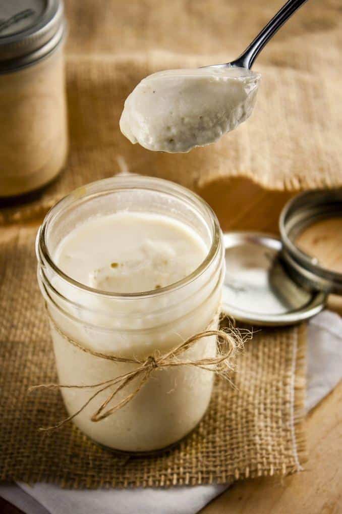  Making your own vegan mayo has never been easier!