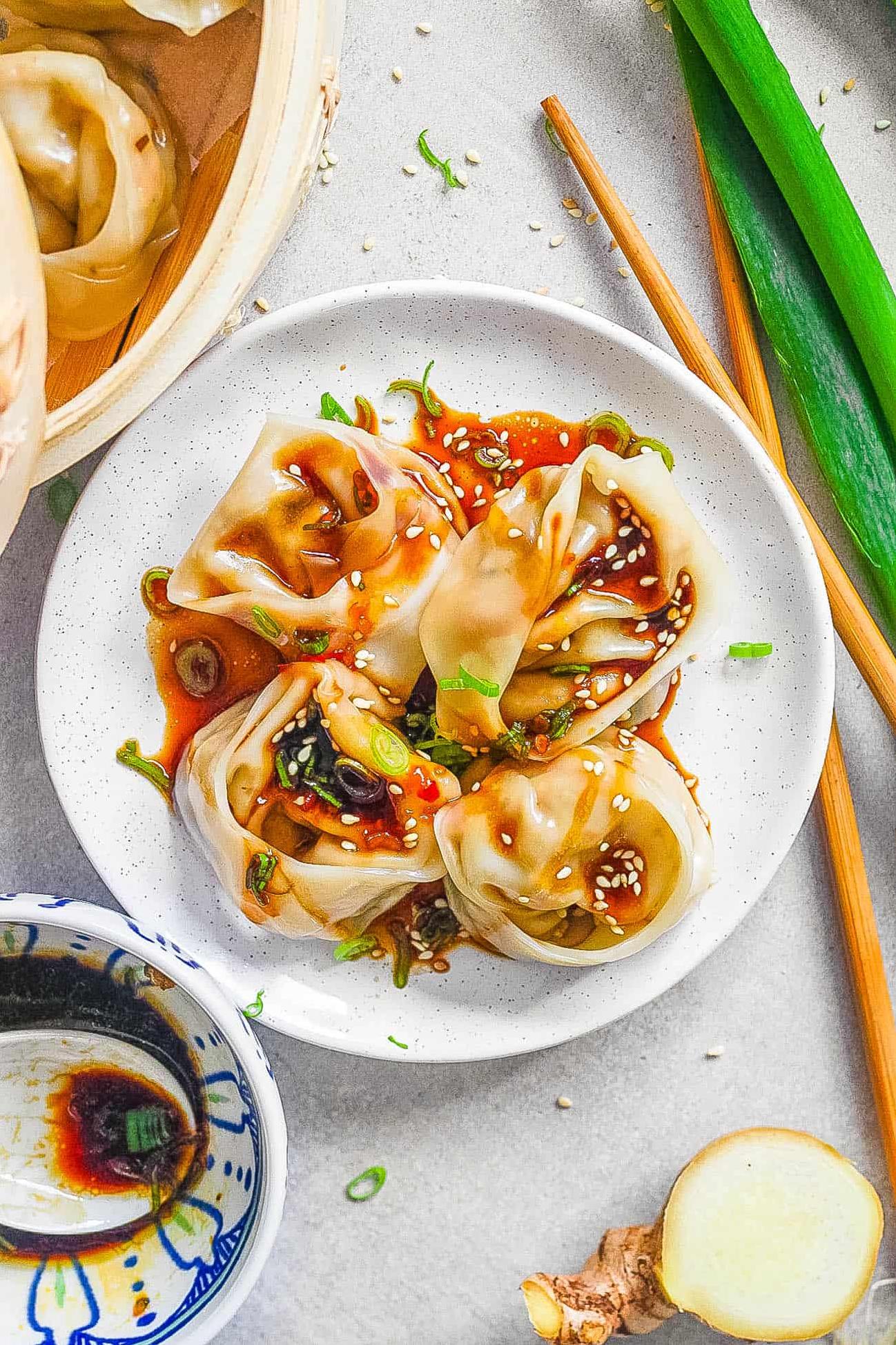  Satisfy your cravings with savory and flavorful vegetarian wonton dumplings.