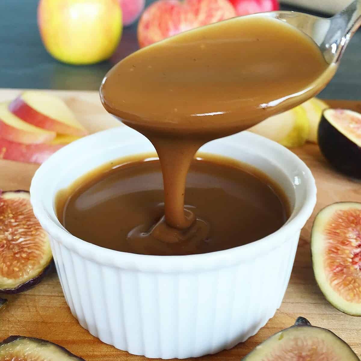  Satisfy your sweet cravings with this vegan dulce de leche caramel sauce that has no dairy or animal products.