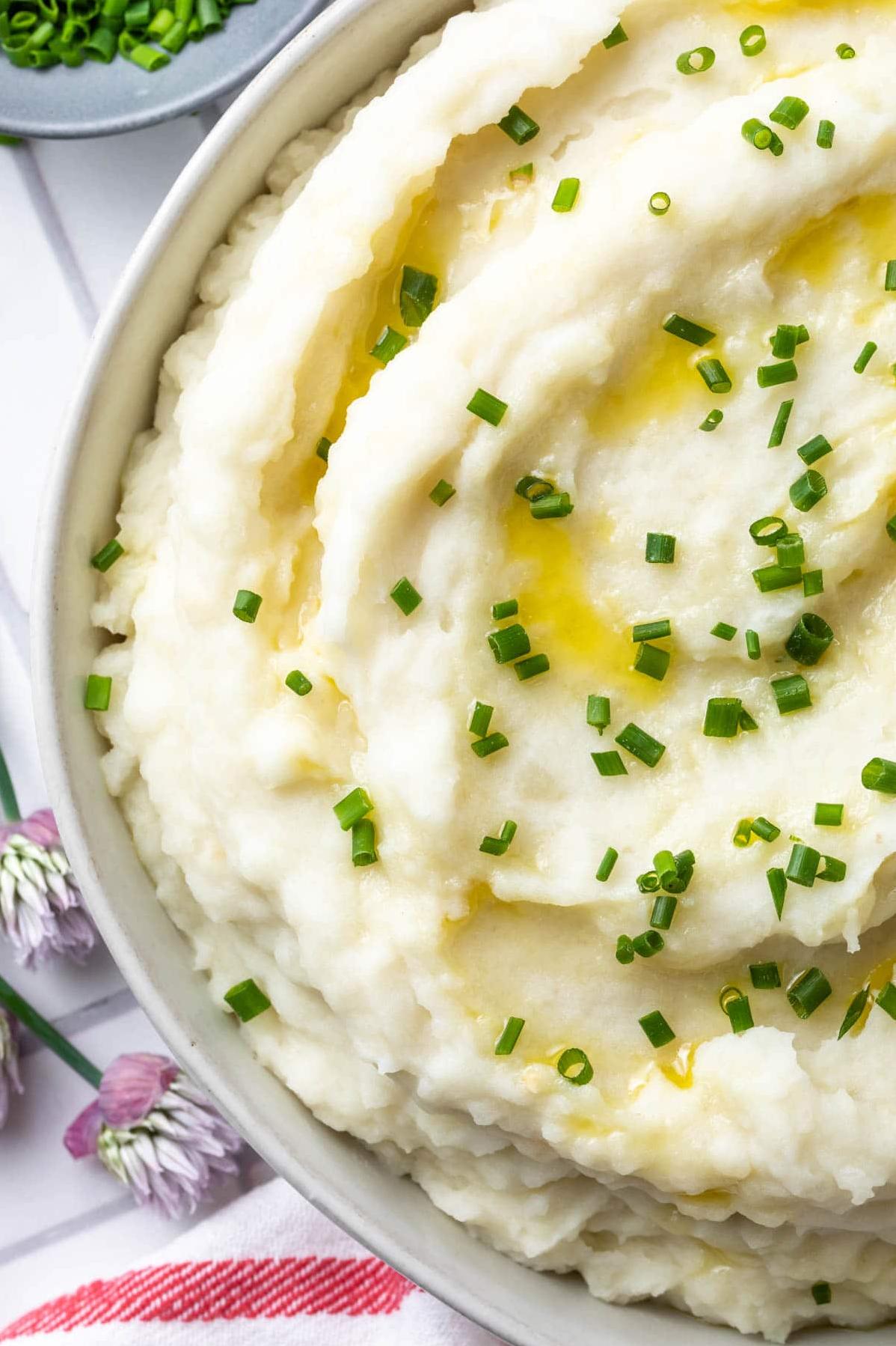  Satisfyingly smooth and fluffy mashed potatoes