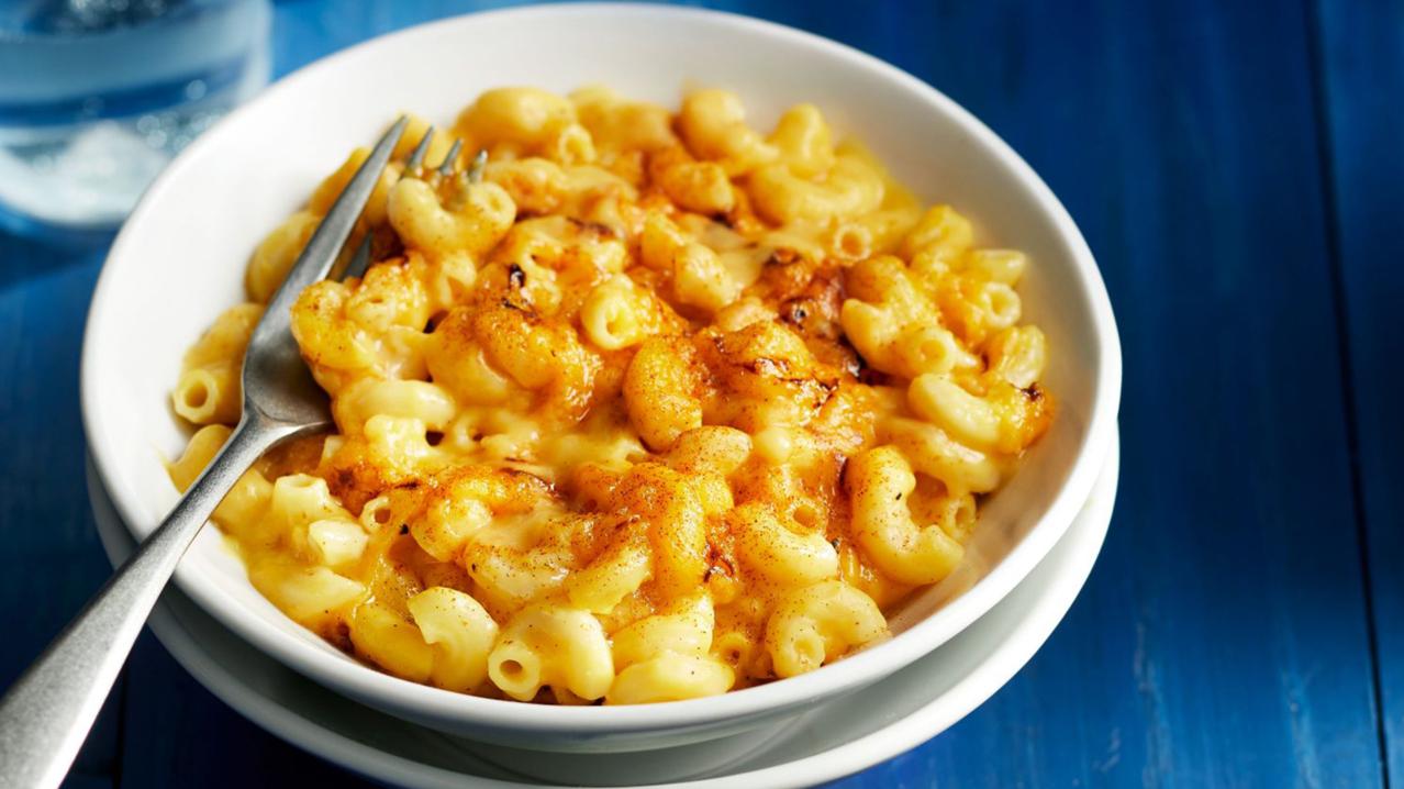  Say cheese! This mac'n'cheese is sure to make your taste buds smile.