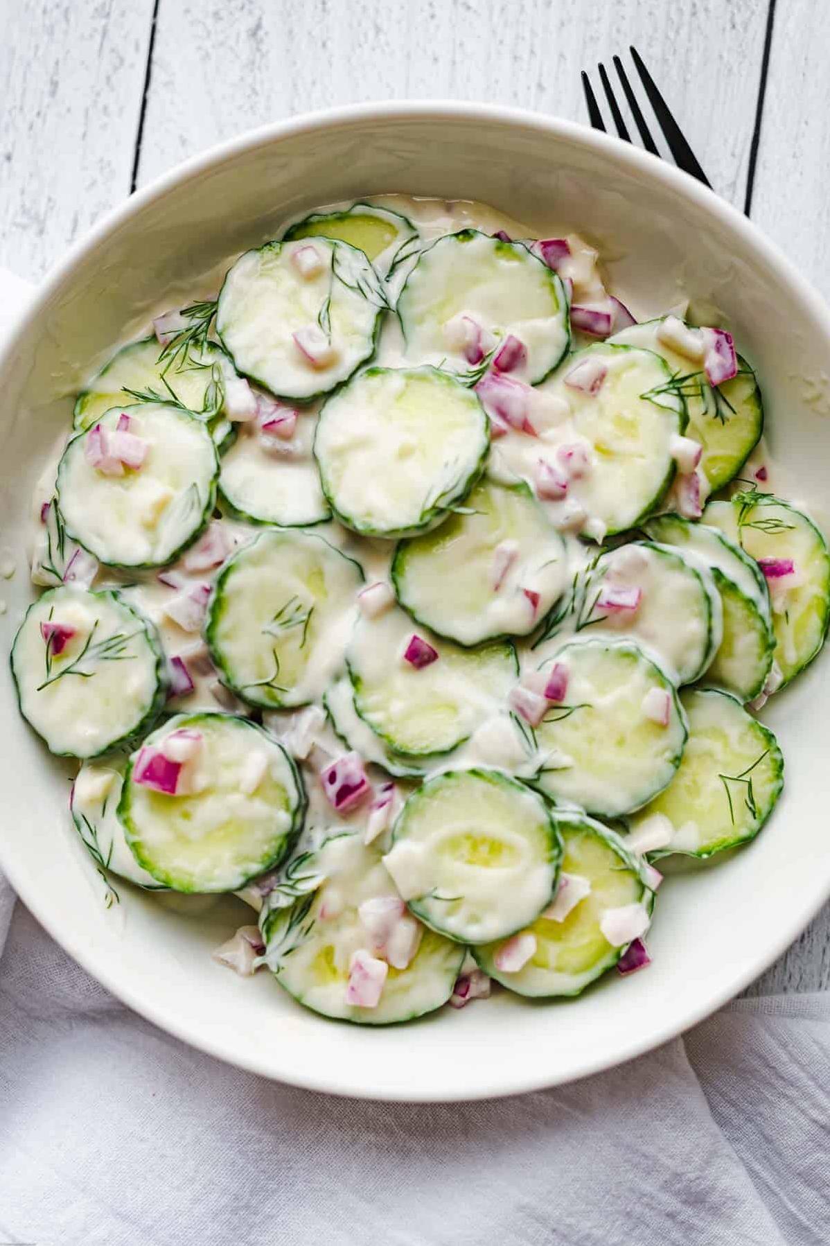  Say goodbye to boring salads with this refreshing and flavorful twist on a classic.