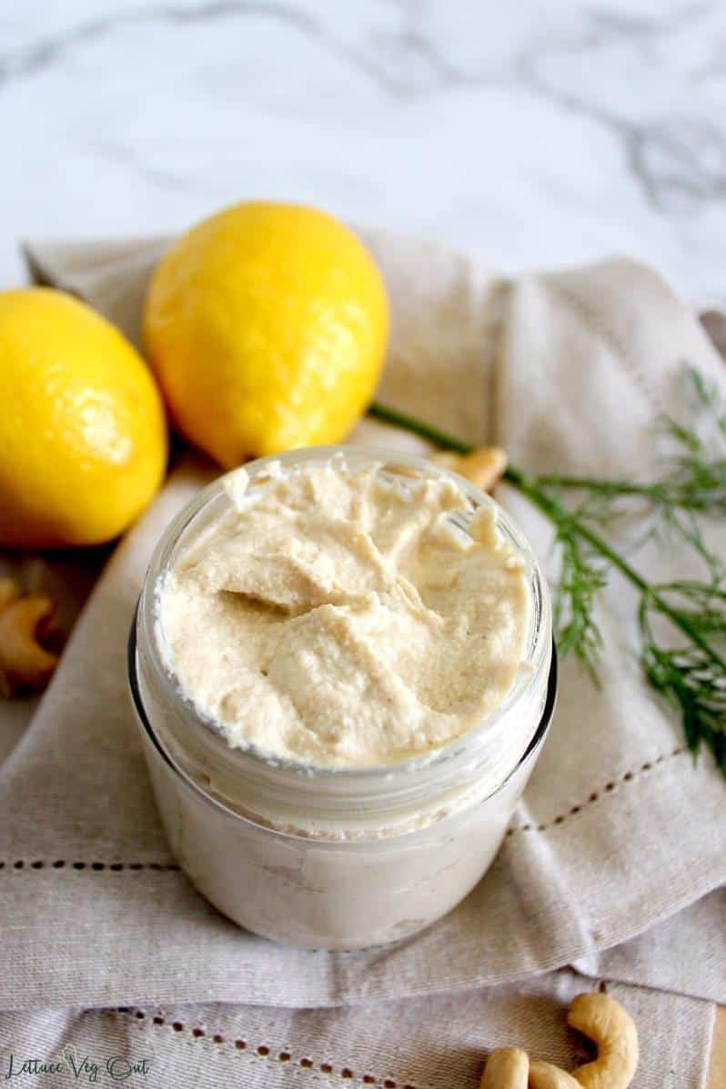  Say goodbye to dairy-based sour cream and hello to this vegan alternative!