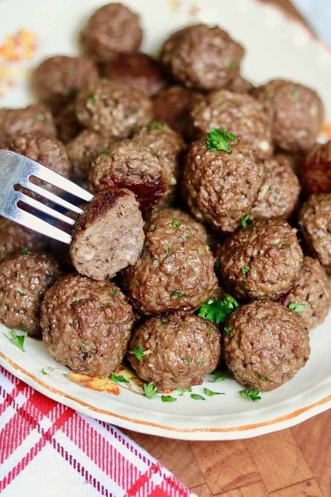  Sink your teeth into these juicy and delicious beefless burgers!