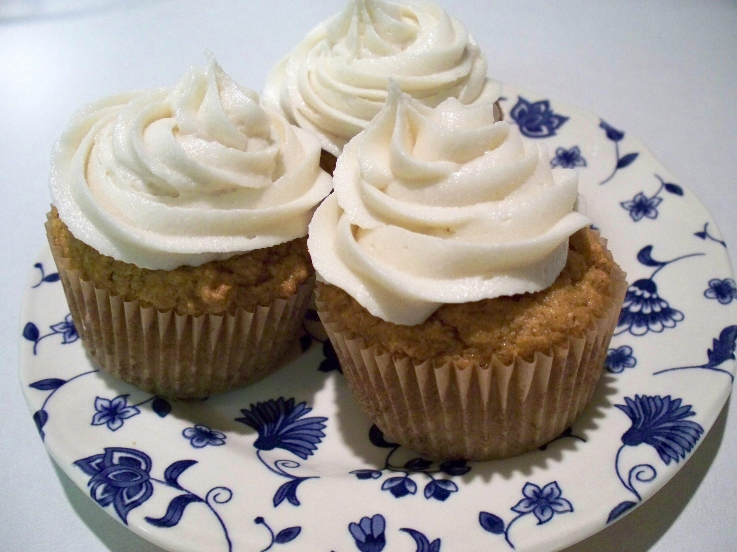 Delicious Vegan Pumpkin Cupcakes Recipe – Perfect for Fall!