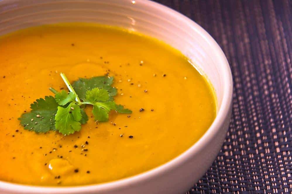  The fresh flavor of cilantro shines in this flavorful vegan soup.