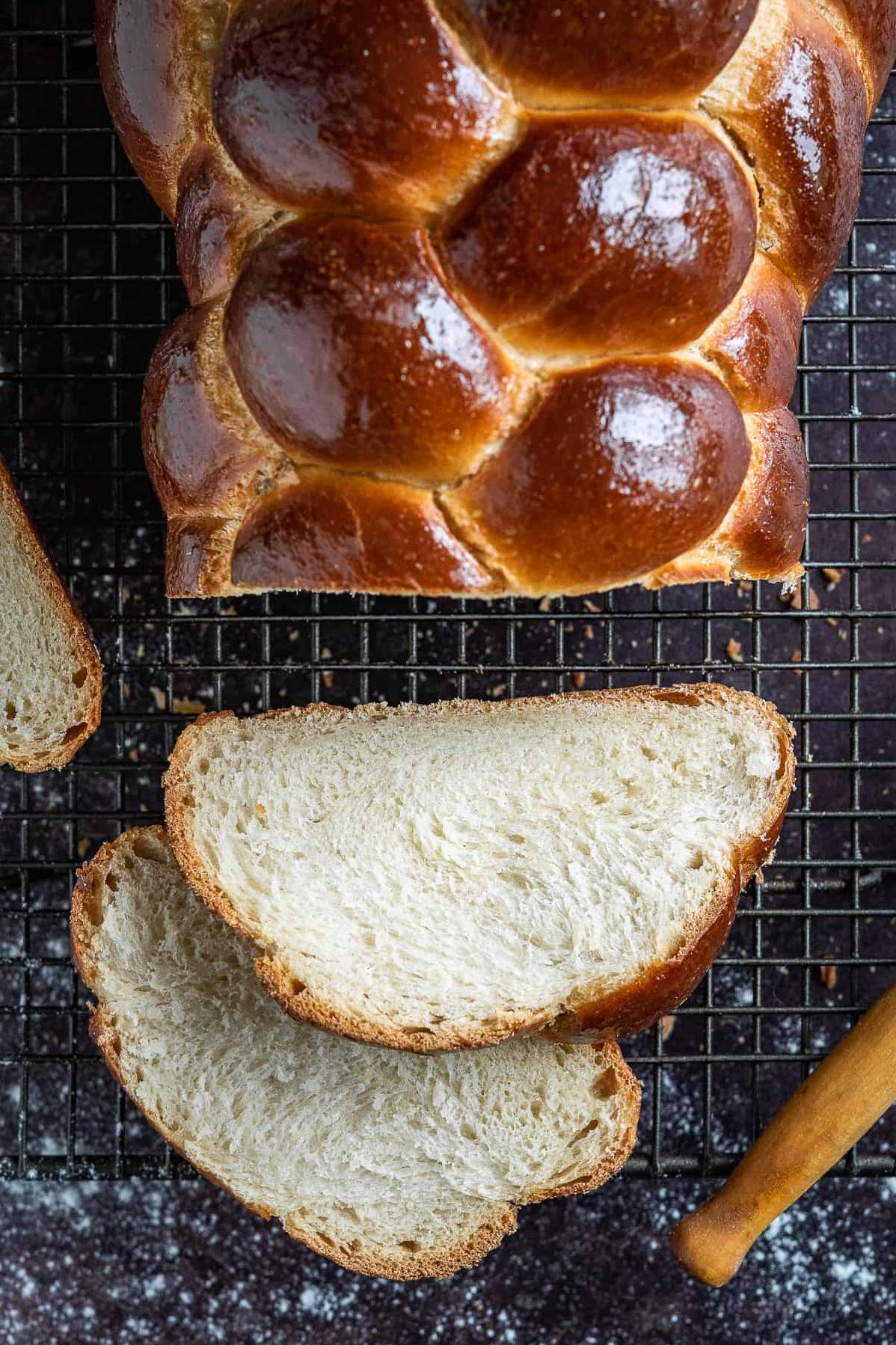  This vegan challah is sure to be a crowd-pleaser