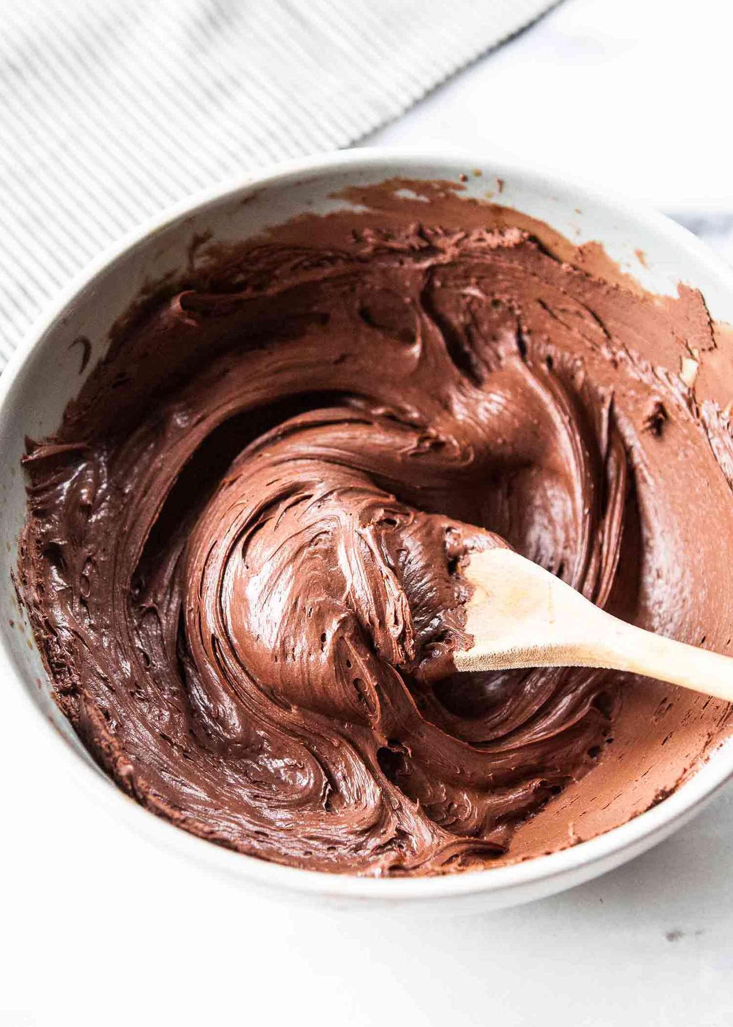  This vegan chocolate frosting is so easy to make, and it's equally delicious!