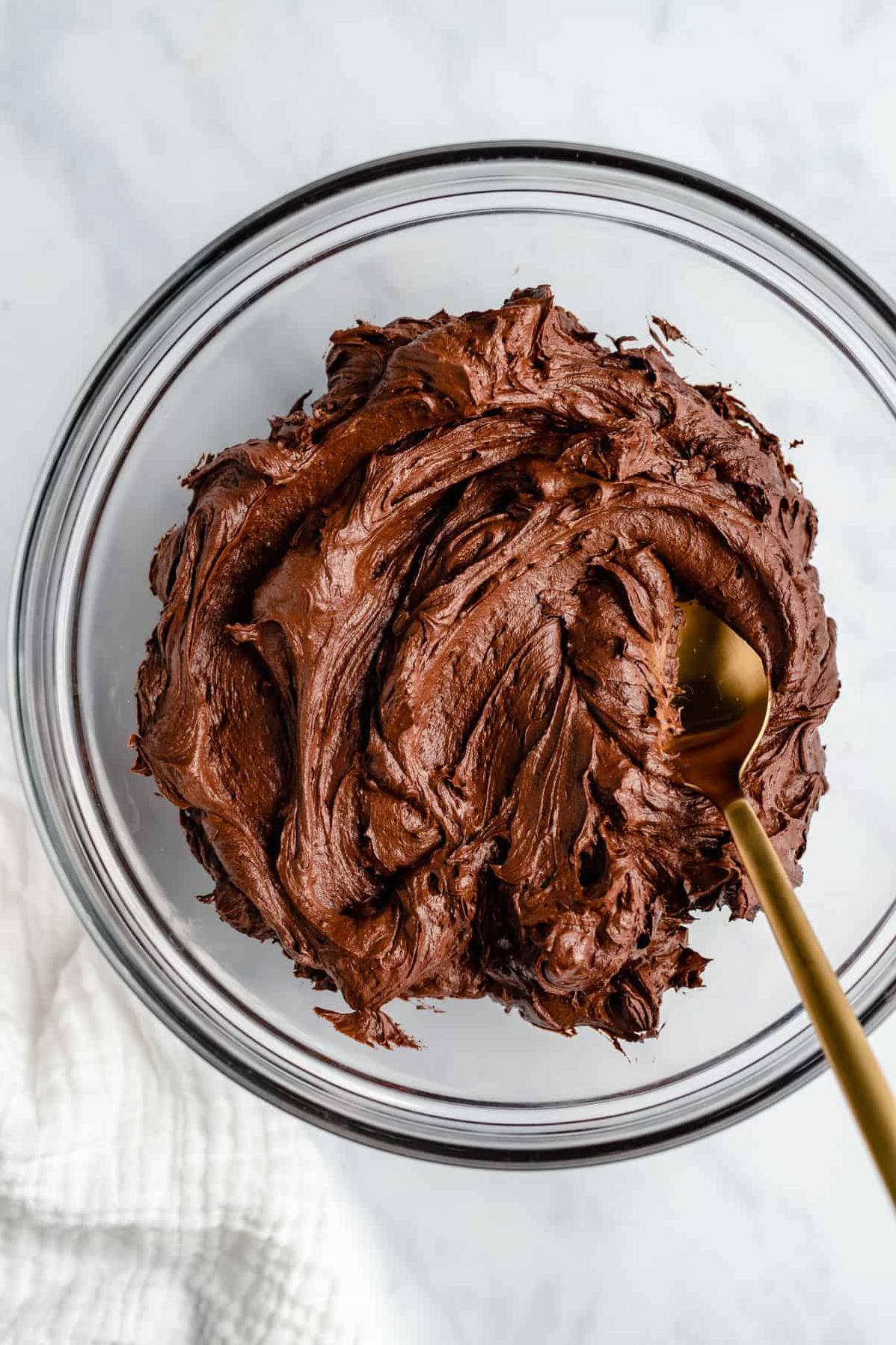  This vegan frosting is so versatile, you can put it on anything!