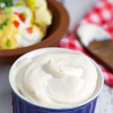  Try out this tofu and cashew-based sour cream for a deliciously healthy twist.