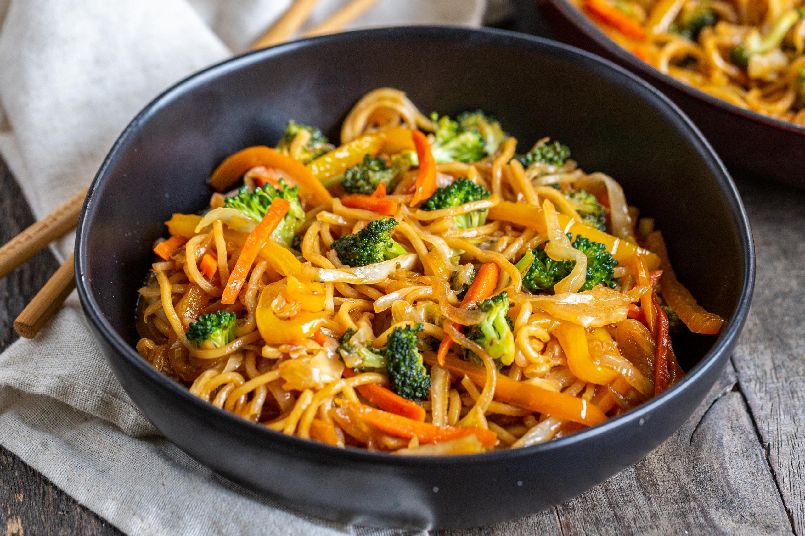  Unleash your inner chef with this easy-to-follow vegetarian Yakisoba recipe.