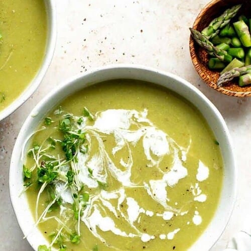 Vegan Creamless Creamy Asparagus Soup