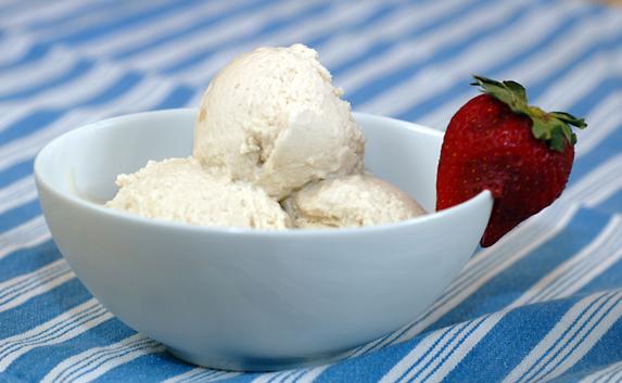 Creamy Vegan Vanilla Ice Cream Recipe for Summer Delight