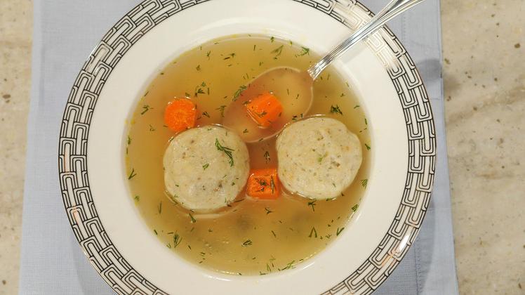 Delicious Vegetarian Matzo Ball Soup Recipe