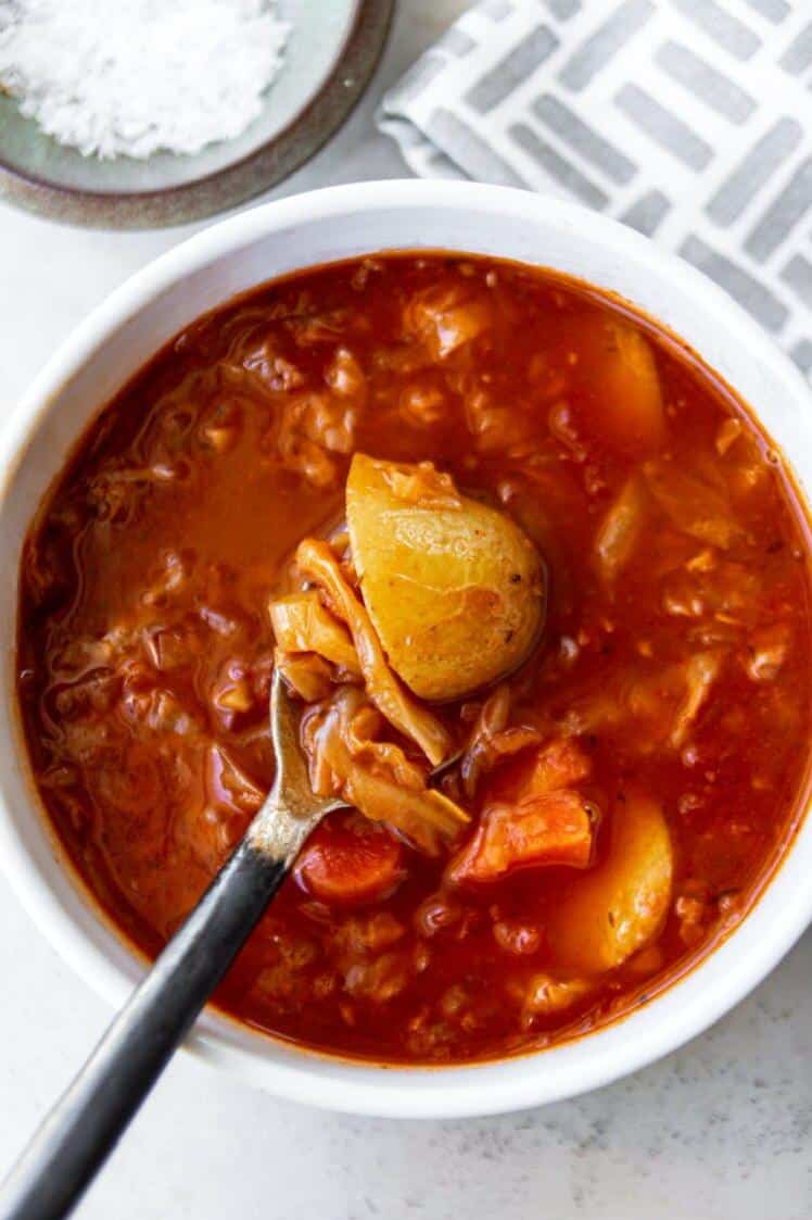  Vegetarians, don't miss out on traditional Hungarian cuisine with this incredible cabbage soup!