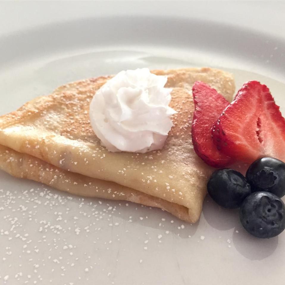 Who needs eggs and milk when you can have these egg-free and dairy-free vegan crepes?