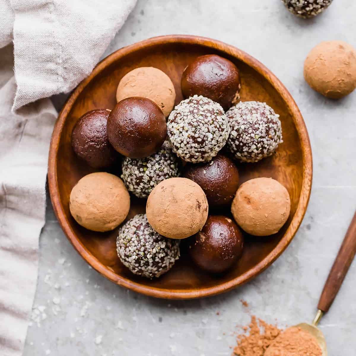  With only a handful of ingredients, these truffles are a great go-to when you need a quick and healthy snack.