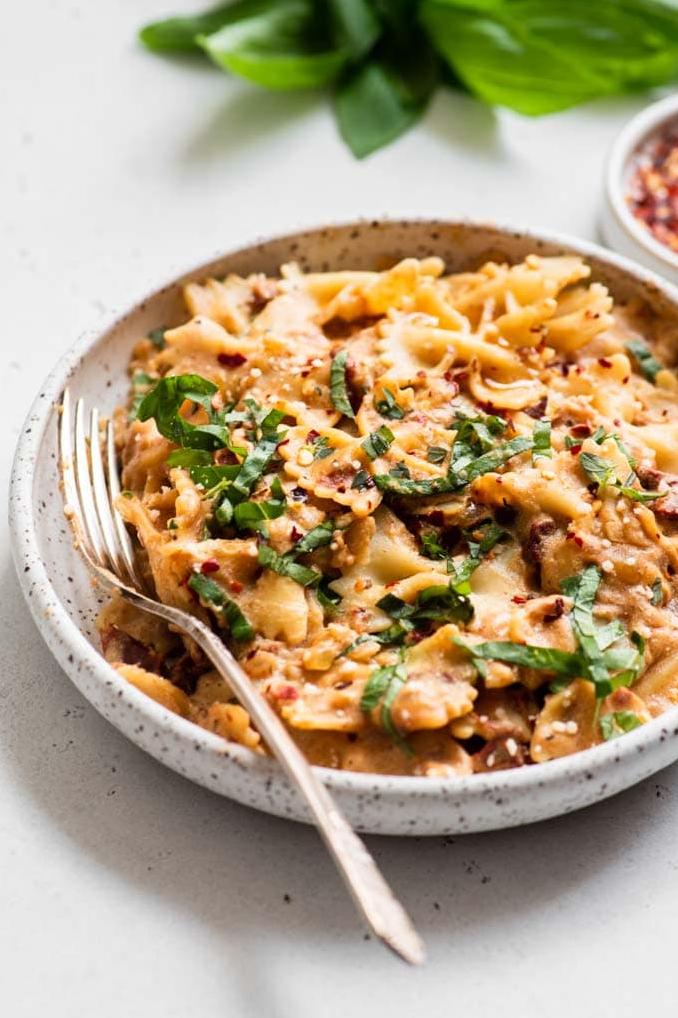  Your new favorite vegan pasta dish awaits!